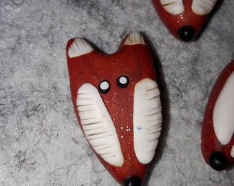 Buttons fox handmade for sewing or as a pearl
