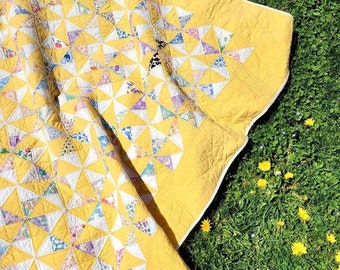 Cheerful vintage 30-40s yellow and soft white “Pinwheel” quilt