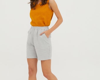 LILLY  Light grey linen shorts with elastic waistband and inner pockets, short linen pants for women in natural colour