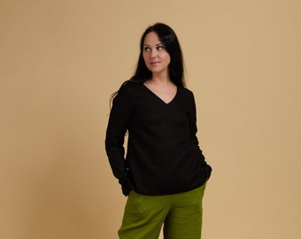 LEILA long sleeve V-neck black top, black colour linen shirt with splits on the sides, Simple long sleeve linen shirt in natural colour