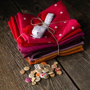 Linen scraps bundle, linen fabric remnants set, multiple colour linen flax supply for crafting, linen swatches for craft projects