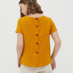 MYA Elegante linnen blouse met korte mouwen met grote knopen aan de achterkant, knoopsluiting op het shirt, elegant shirt met medium mouwen en knopen aan de achterkant