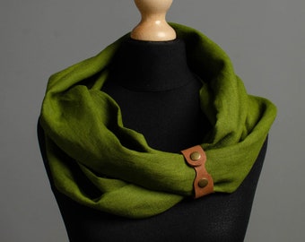 Round wrap unisex olive green scarf, gift for women, scarf for men, Christmas gift, Birthday gift for her,  linen Shawl, infinity scarf