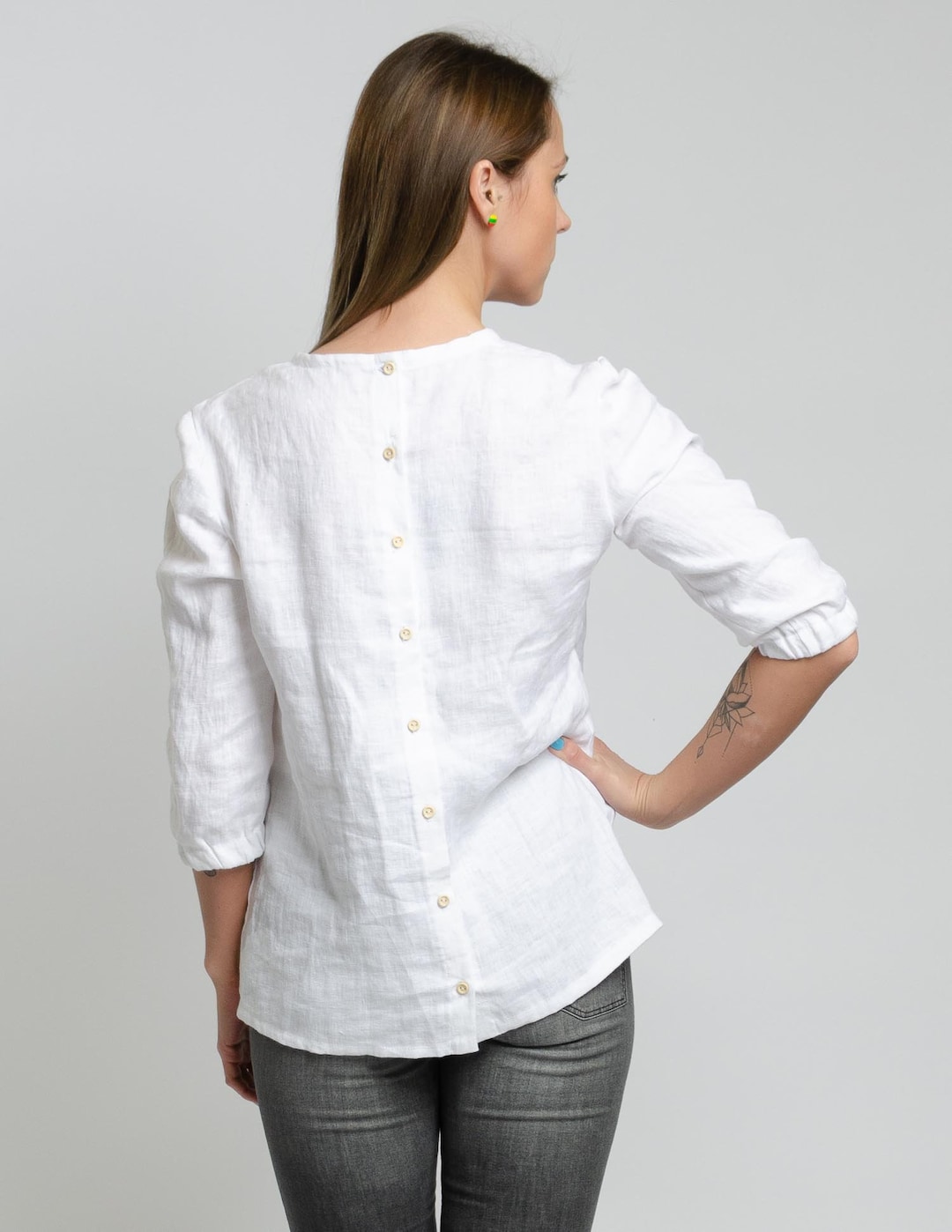 EMILY Elegant Linen Shirt With Buttons at the Back, Shirt Back