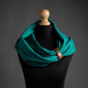 Loop natural linen scarf for women,  emerald green gift for women, Christmas gift, Birthday gift,  unisex linen scarf,  infinity scarf