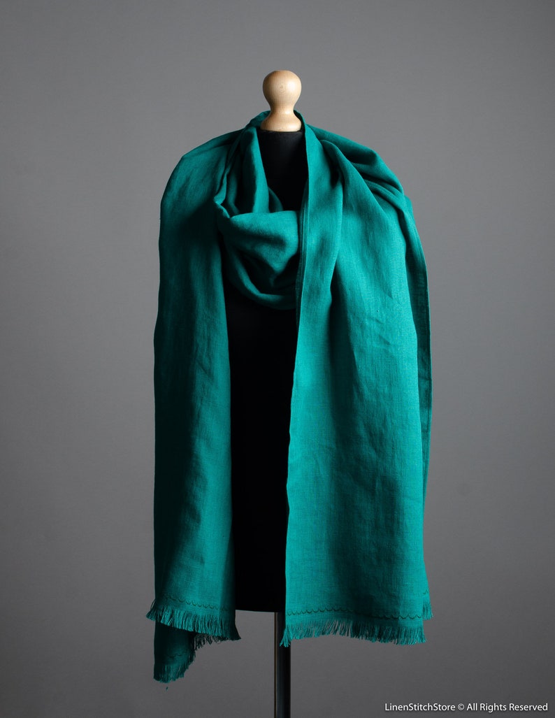 Long and wide EMERALD GREEN unisex linen scarf, bright green linen scarf for women, soft linen scarves, linen Shawl, big linen scarf image 1