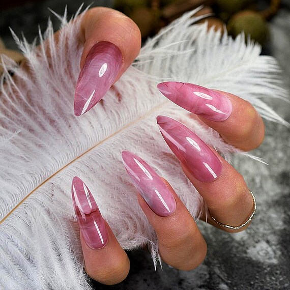 Roze marmeren Stiletto op nagels Lange | Etsy