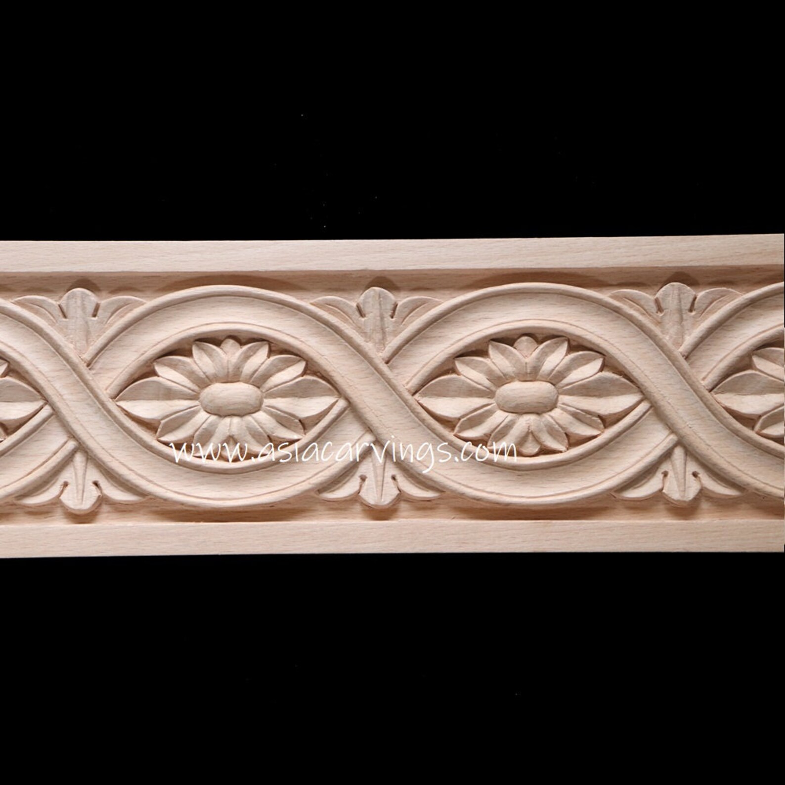 MLD08 Handcarved Relief Carved Gothic Molding Weave Keystone Millwork