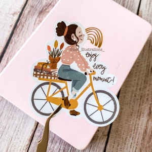 DESIGN ORIGINAL, Sticker fille printemps, Sticker printemps, Sticker fille fleur, Sticker été, Sticker fille, Sticker vélo, Holographique