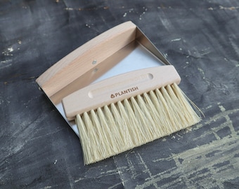 Portable Broom Set | Wooden Desktop Brush and Dustpan | Housewarming gift | Mini Cleaner | Plastic Free Material | Vegan Bristle | Plantish