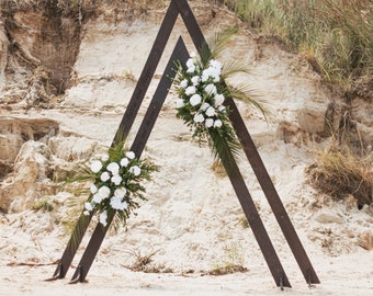 Rustic and Boho Wedding Arch Triangle Set, Ceremony Backdrop, Outdoor Decor, Modern Geometric Wedding Arbor, Unique Beach Arch Centerpiece