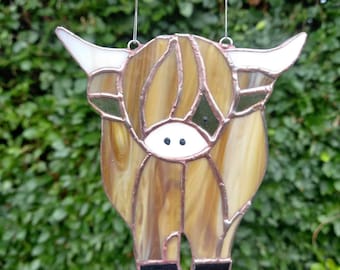 Atrapasueños de vitrales Highland Coo