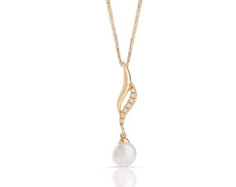 Gold Diamond Swirl Necklace with Dangling Pearl
