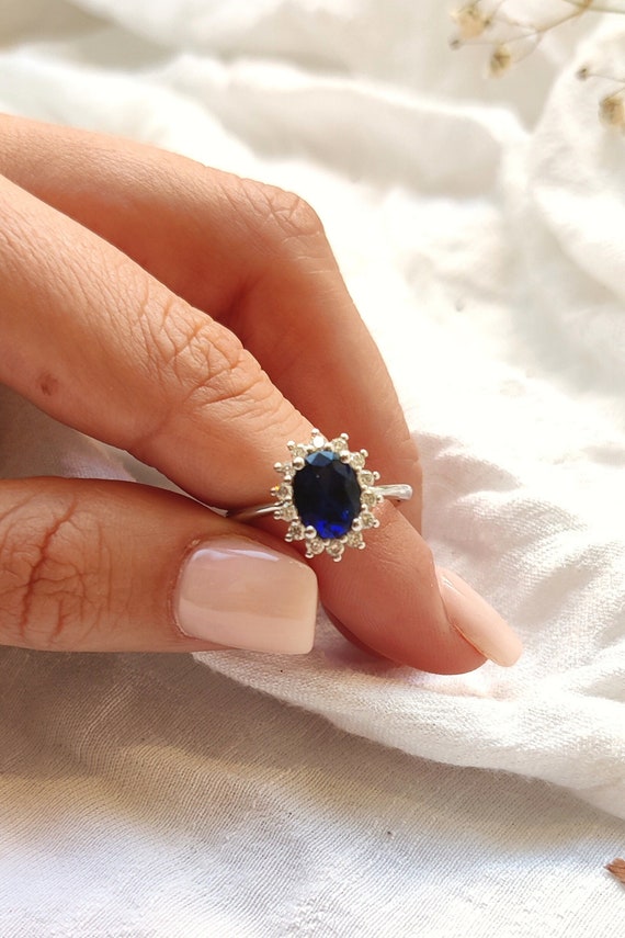 Lady Diana Blue Sapphire & Diamond Ring 14k White Gold 2.10 ct - CBR85