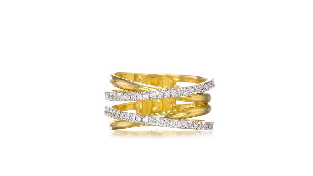 Stunning Intertwining Diamond Ring - Etsy
