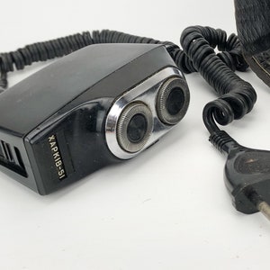 Macchina per la rasatura vintage elettrica dell'URSS del XX secolo