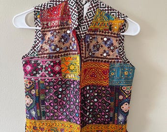 Bosnia festival folklor hand-stitched embroidered vest