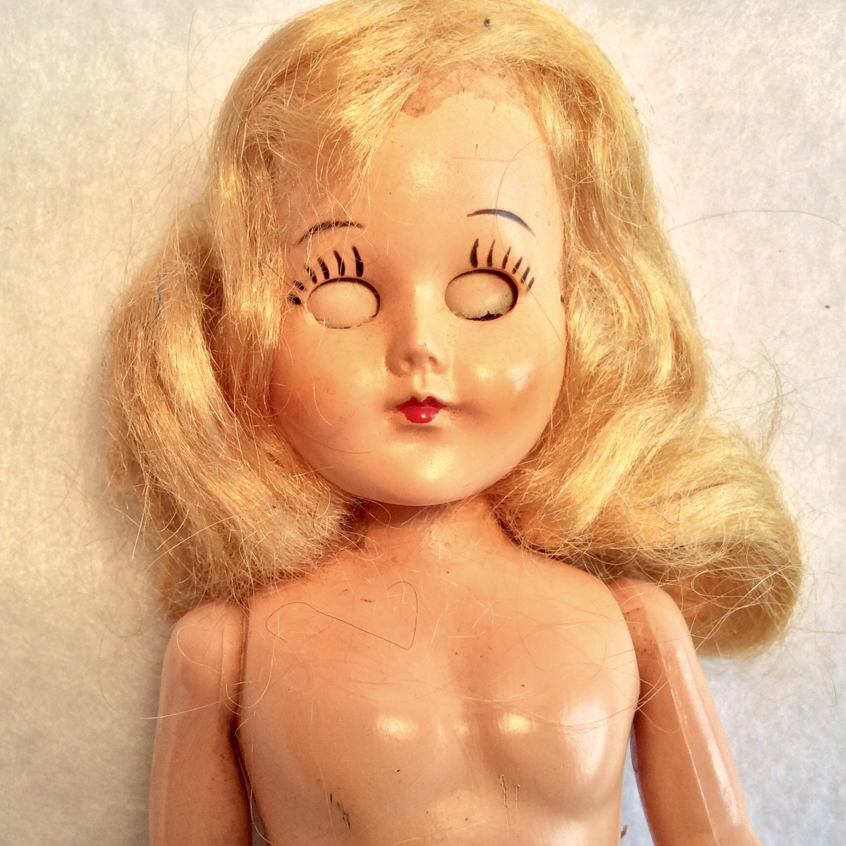 at cheap Bundle of 4 Vintage Plastic Dolls with blinking Toys