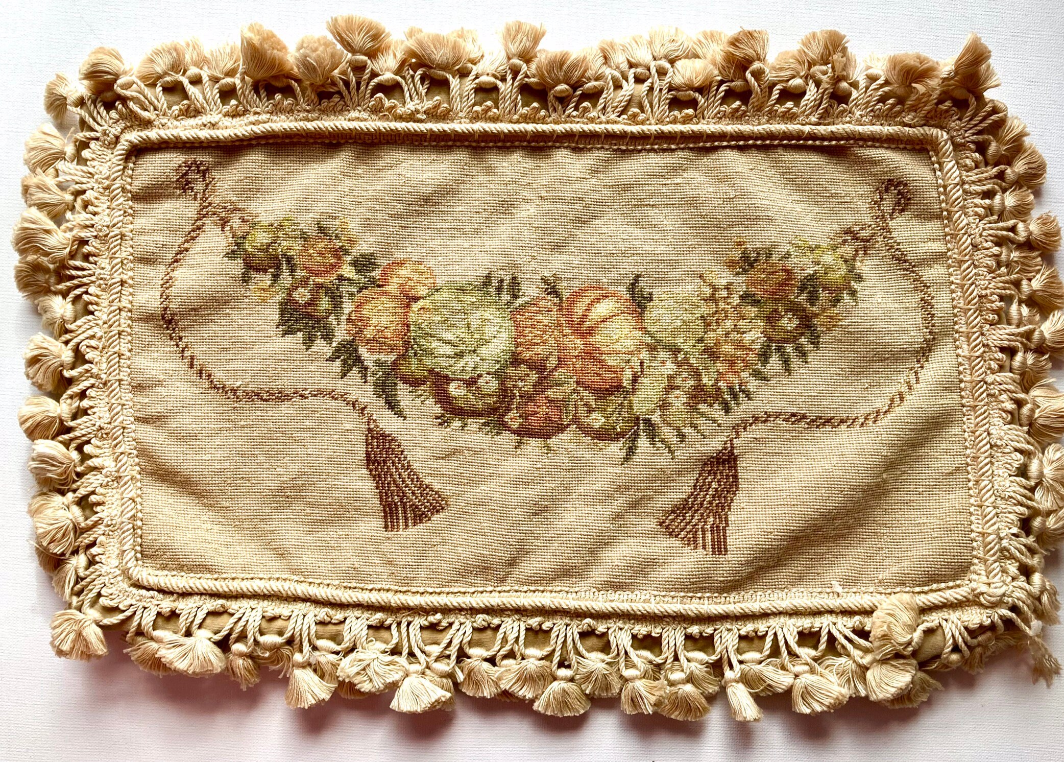 Passamaneria toscana pillow - Etsy 日本