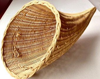 Fall Vintage Wicker Cornucopia Horn Basket, Boho Thanksgiving Decor, Horn of Plenty, Autumn, Fall Decor