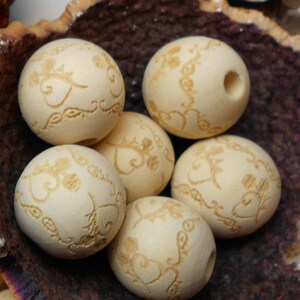 18mm  Natural Round Wooden with Design Beads Jewellery BEADS Spacer with 5mm Hole