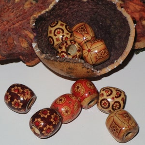 16x17mm Mixed Wood Round Barrel Bead, Large Wooden Barrel, Decorated Chunky Wood Bead, Wood Jewelry Making, Chunky Jewelry, Asian Theme Bead