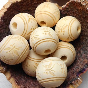 18mm  Natural Round Wooden with Design Beads Jewellery BEADS Spacer with 5mm Hole