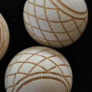 18mm  Natural Round Wooden with Design Beads Jewellery BEADS Spacer with 5mm Hole