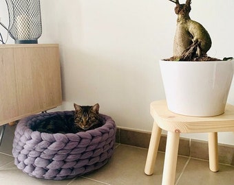 Chunky cat bed Pet cave Pet house Chunky knit pet bed Chunky crochet cat bed Knit house Pet house Merino wool cat bed Round cat basket