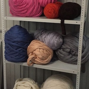 8.8 lbs /4 kg chunky merino yarn,super big yarn,super bulky yarn, extreme knitting,extra giant yarn, big knits, GIANT LOOP yarn,100%merino