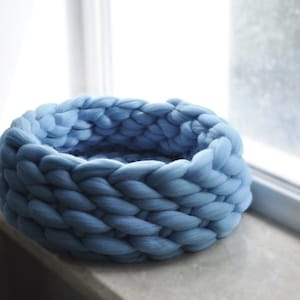 Cat basket - dog basket - cat bed - dog bed - cat basket - dog basket - cat bed - dog bed - from untreated virgin wool