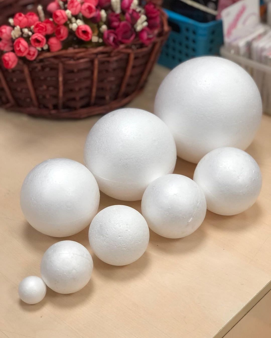DIYASY 8 Large White Foam Balls 2 Pack Giant Foam Balls Smooth Solid Craft Balls for Christmas DIY Ornaments. 8 inch 2pcs