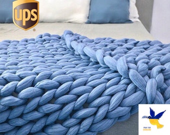 Chunky Knit Merino Wool Blanket: Giant Hand-Knitted Throw