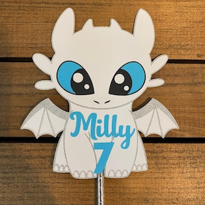 Decorazione per torta di compleanno a tema Drago Furia Chiara: Come addestrare il tuo drago, personalizzabile con personalizzazione per la tua festa a tema Dragon Riders!