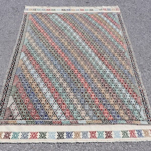 Vintage Turkish Kilim, 4x6 ft, Colorful Oriental Rug, Geometric Design, Traditional Handwoven Carpet, Bohemian Style, Home Decor Rug