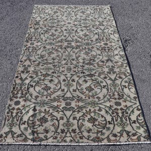 Vintage Turkish Rug, Floral Design, Decorative Rug, Hallway Runner, 108x200cm Carpet, Handmade 4x7ft Rug, Traditional Home Decor