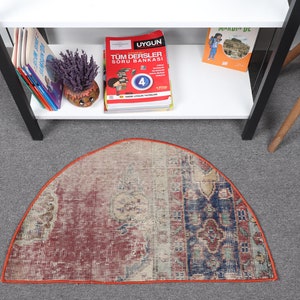 Turkish Rug, Vintage Rug, Small Rugs, Round Rug, Anatolian Rug, Rugs For Bathroom, 2.5x1.5 ft Red Rug, Antique Rugs, Entryway Rug, 10203