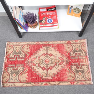 Small Rug, Turkish Rug, Vintage Rug, Antique Rug, Rugs For Gift, 1.6x2.9 ft Red Rug, Entry Rug, Oushak Rug, Kids Rugs, Bathroom Rug,  10240