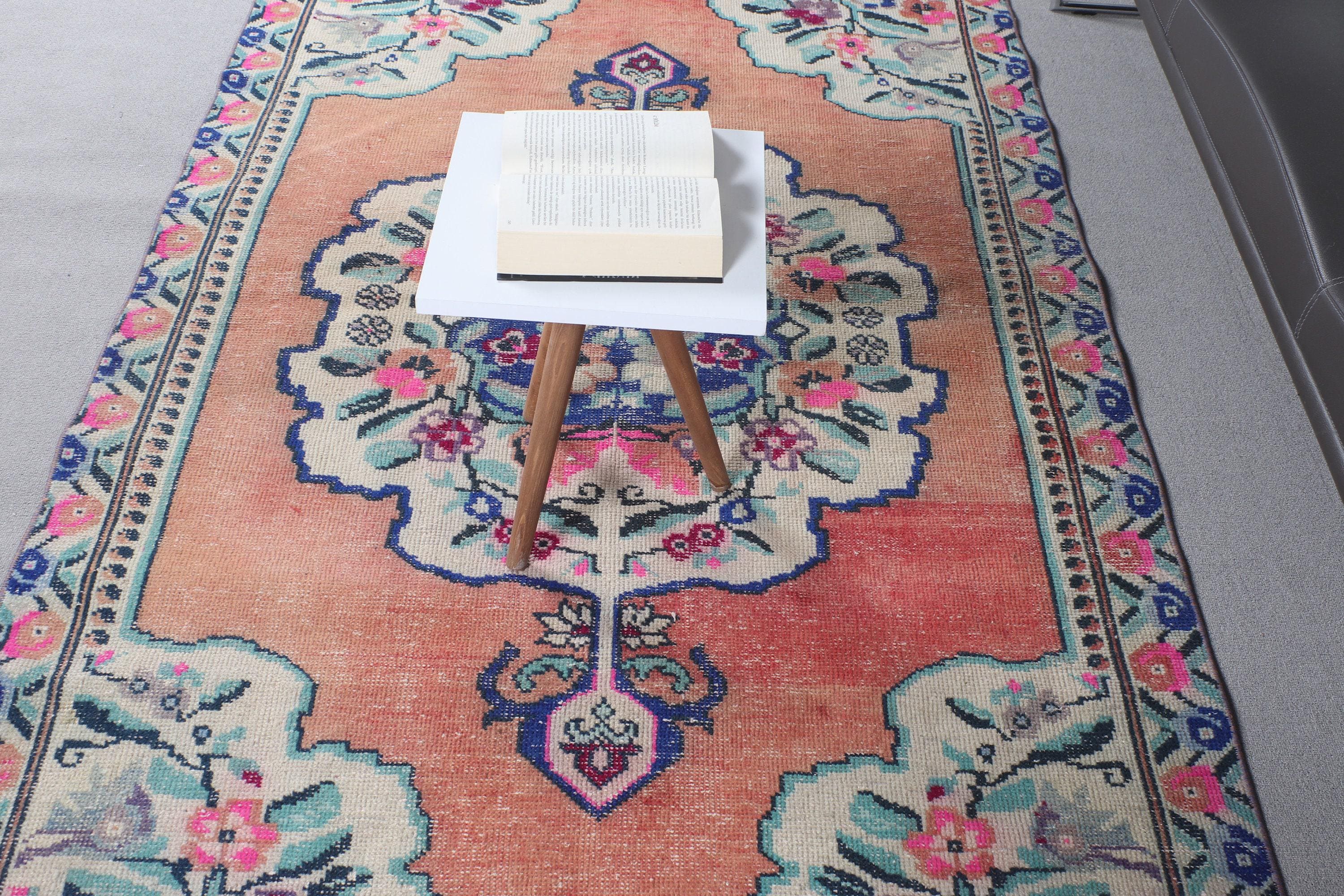 トルコ製ヴィンテージハンドメイドラグ、4 x 7フィート、花柄