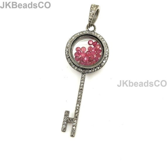 Diamond shaker pendant store