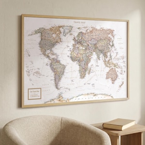 Gepersonaliseerde ingelijste punaise wereldkaart – reismuurkunst