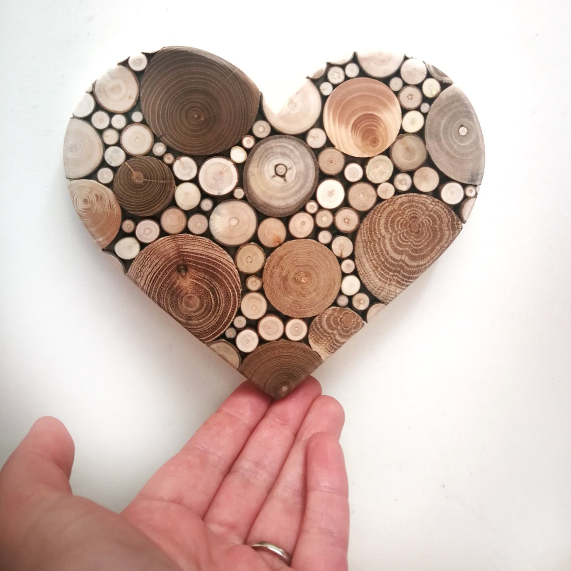 Wooden heart wall art/ Rustic brown heart/ Wood slices heart Etsy