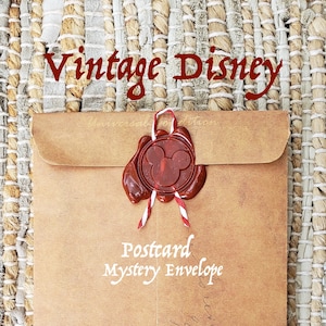 Envelope misterioso de cartão postal vintage dos parques da Disney - CINCO cartões postais surpresa da Disneylândia e Walt Disney World dos anos 1960-1990