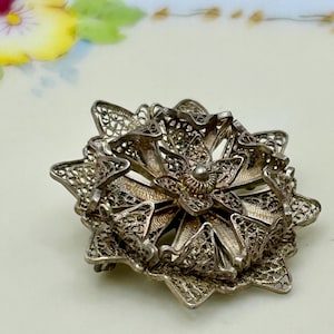 Filigree Brooch Silver Flower Victorian C Clasp 1930's