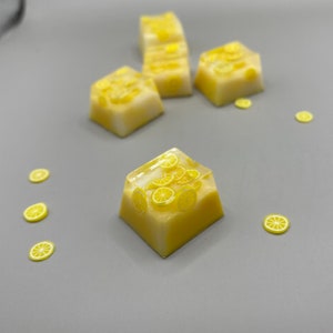 Handmade keycaps &quot;Lemon&quot; made from HQ epoxy resin for mechanical keyboard