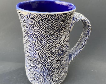 Large 20 Oz Pottery Mug: Geometric Pattern, Blue & White Stoneware