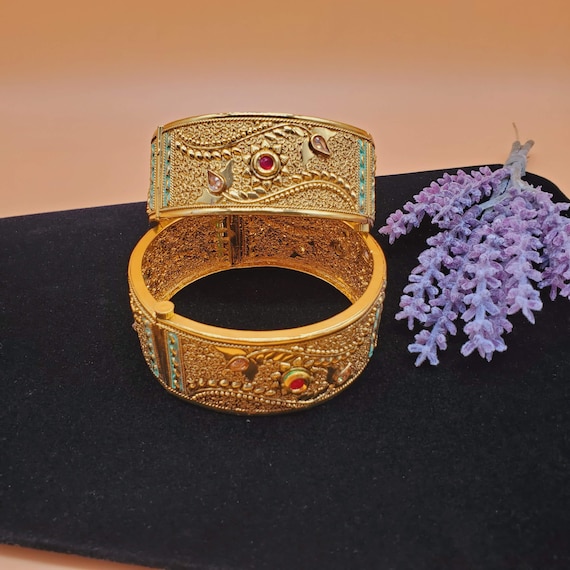 Polki store kangan designs