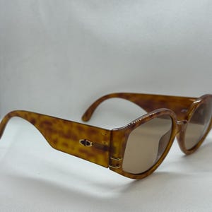 Christian Dior 2603 Vintage Sunglasses – Classic 1980s Designer Eyewear