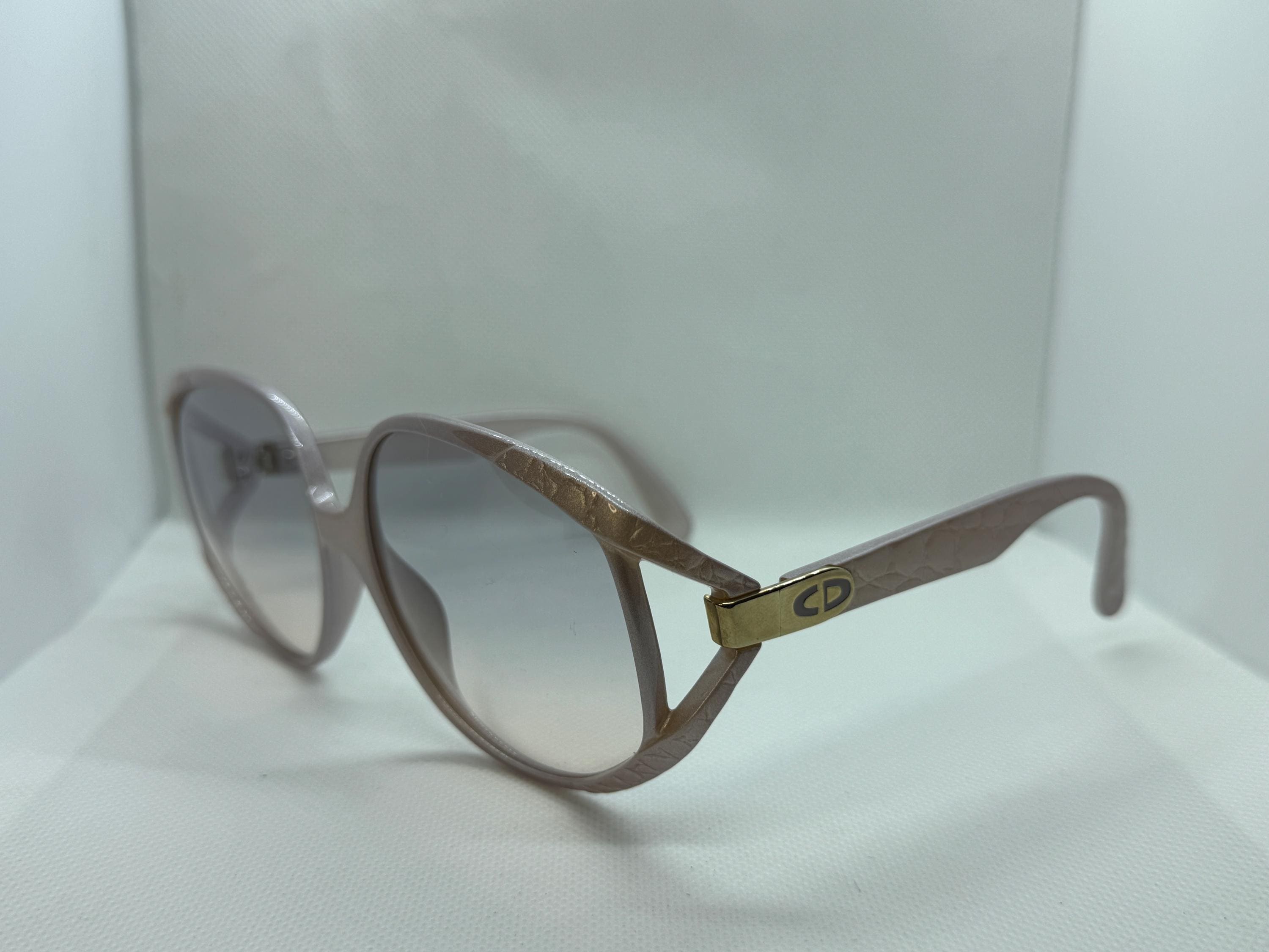 Christian Dior Vintage Sunglasses 2320 ? Vintage Christian Dior Round 2320 30 Sunglasses main image 3