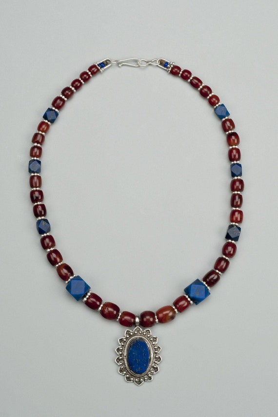 Antique Carnelian and Lapis Lazuli Bead Necklace w